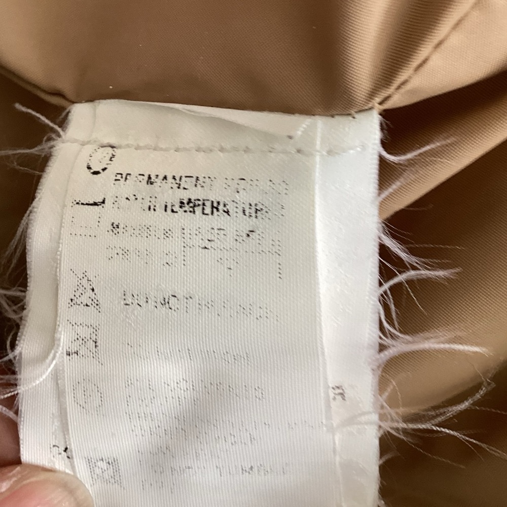 Vintage Moncler Ladies Puffer Coat - Picture 9 of 13